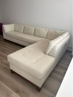 Cream L-Shaped Sectional (Value City Furniture) – Good Condition (Elevator Building)