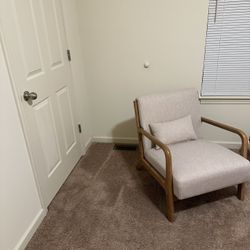 Side Reading Chair 
