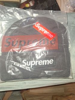 Supreme Box Logo Knit Beanie