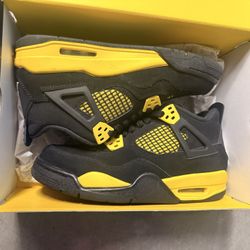 Jordan 4 
