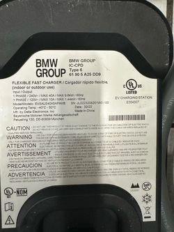 BMW Flexible Fast Charger