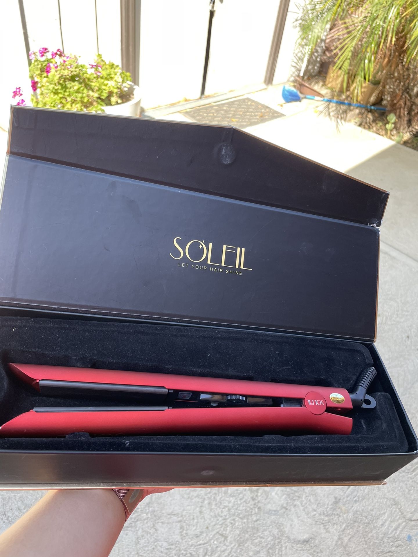 Soleil Hair Straightener 