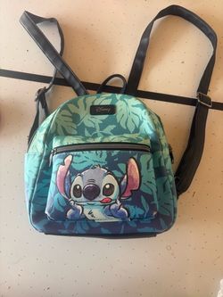 Stitch back pack