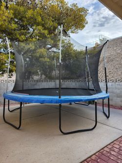 Large Round Trampoline with Safety Net