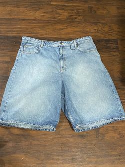 Mens Light Wash Denim Jean Shorts