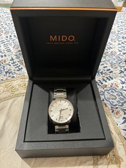 Mido Commander II Silver Dial