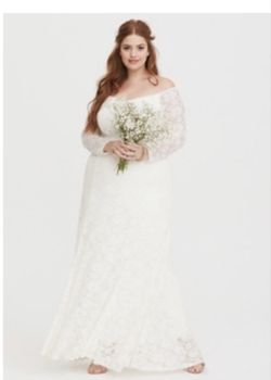 Size 24 Torrid Wedding Dress - Brand new