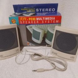 Magnetic sheild multimedia stero speaker system