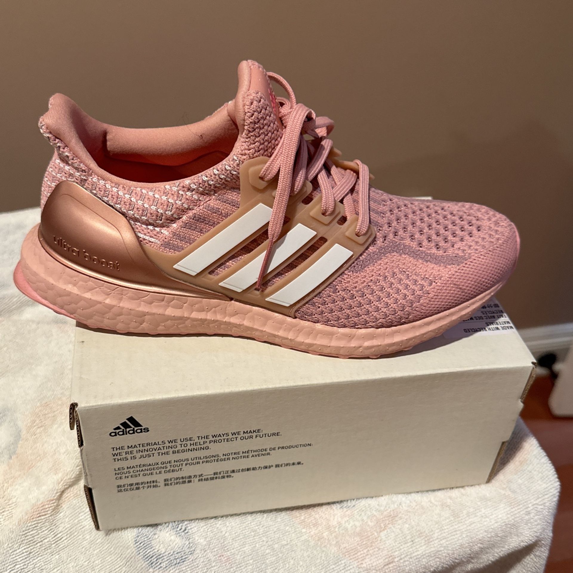 Women's Adidas Ultraboost 5.0 DNA
