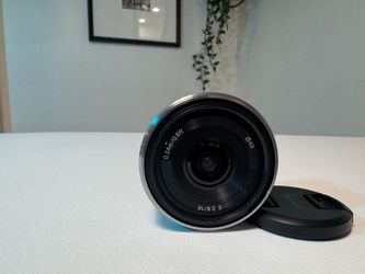 Sony lents E 2.8/16