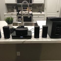 Bose Cinemate SoundTouch 520 Surround Sound 5.1 Home Theater System with Speaker Stands