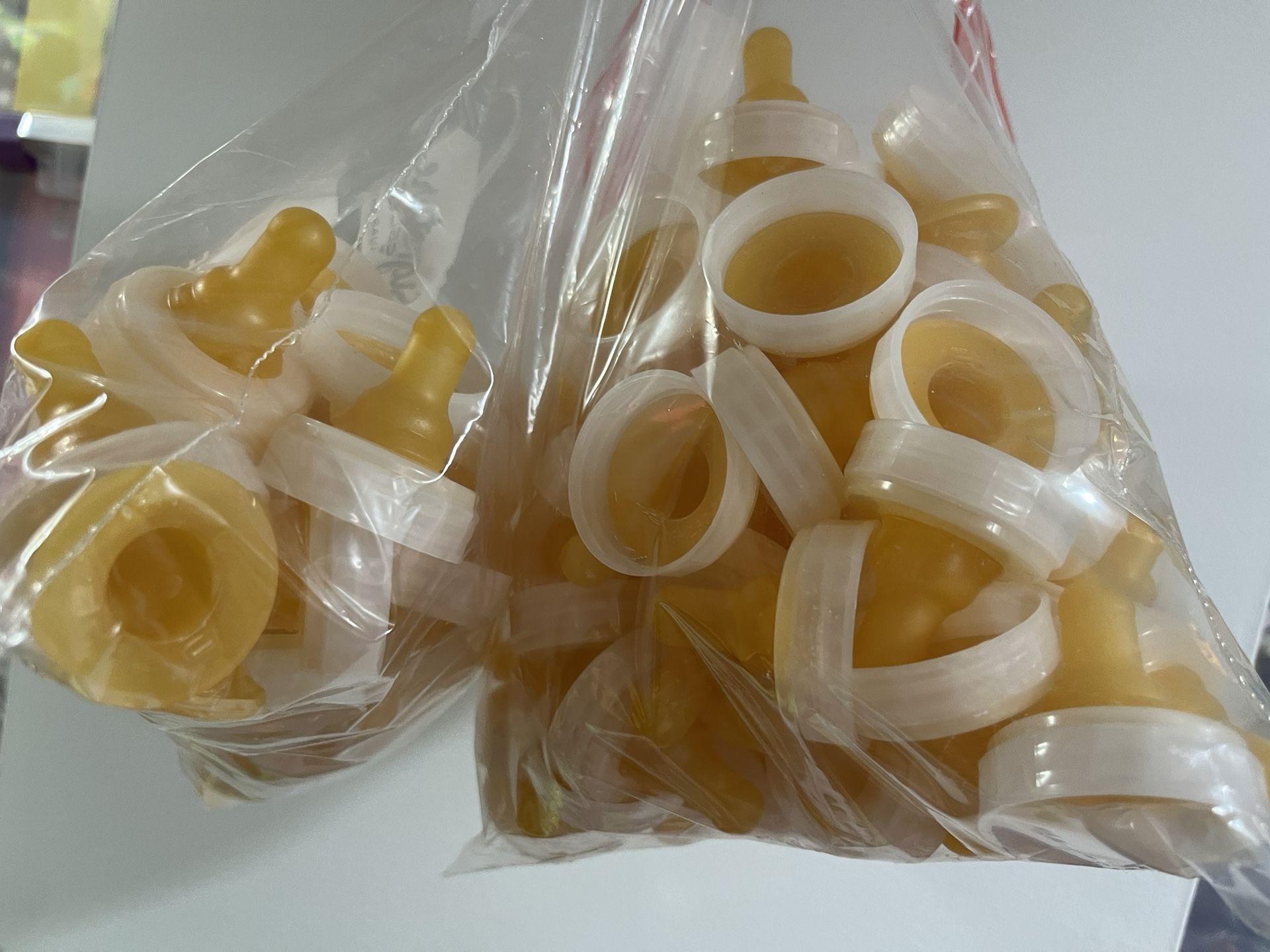 Similac Baby Bottle Nipple and Ring