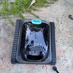 Aiper Cordless Robotic Pool Cleaner – Like New