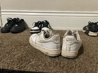 Air Force 1s SIZE 8 WOMEN