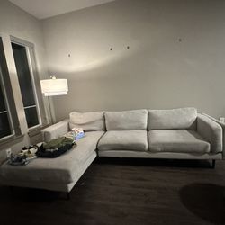 Sectional couch 