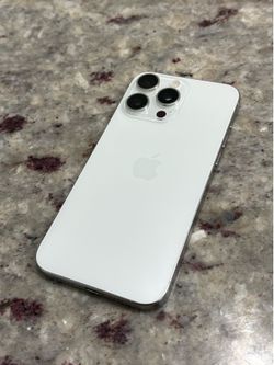 FOR PARTS iPhone 15 Pro Max FOR PARTS