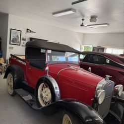 Antique Truck 1931 Roadsrer 