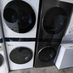 LG brand portable washing machines are available in gas and electric versions. We also have 2 electric models, 20 of which are brand new, in open boxe
