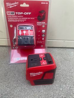 Milwaukee M18 18-Volt Lithium-Ion 175-Watt Powered Compact Inverter for M18 Batteries (Tool-Only)