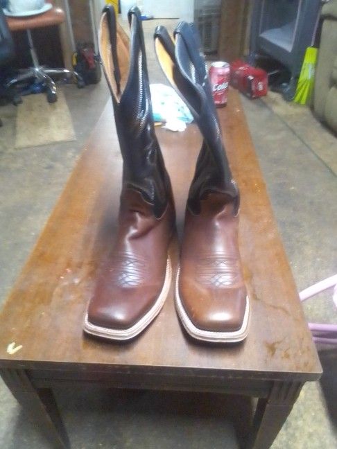 Woman Cowboy Boots 