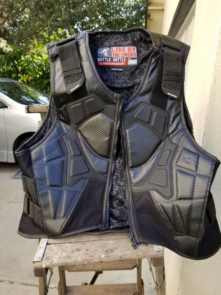 Motorcycle riders, spine protecting vest