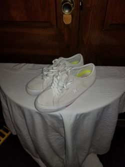 White converse sz10