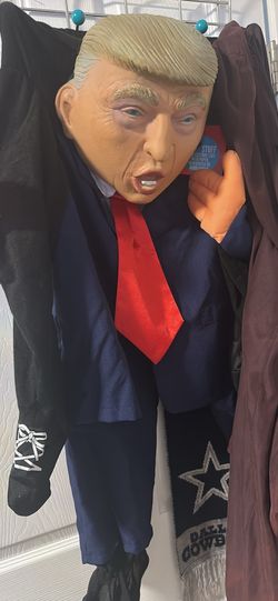 Trump costume