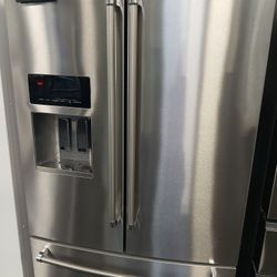 Can more 33 cubic feet elite?Kenmore, French door water and ice bottom drawer freezer.Stainless thirty six inches wide works , perfect , unused never 