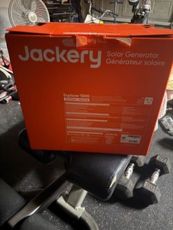 Jackery Explorer 1000