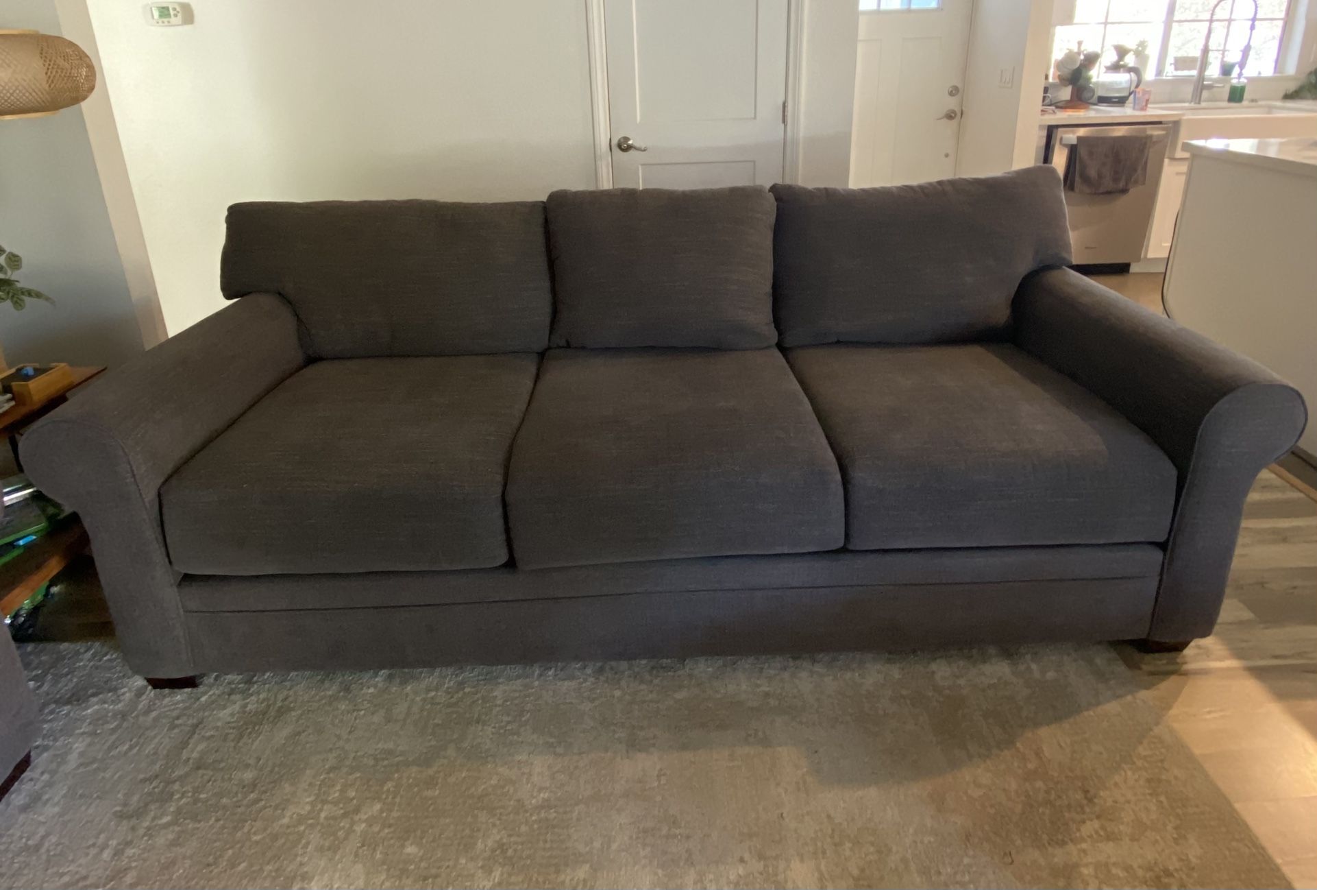 Loveseat & Sofa