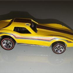 Vintage Hot Wheels Corvette Stingray Die Cast Yellow Car