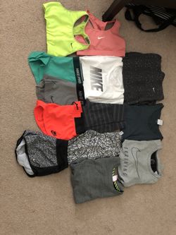 NIKE WOMENS CLOTHING