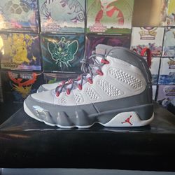 Jordan Retro 9 Fire Red/Cool Grey (Size 9.5)