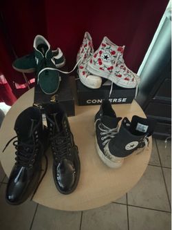 Boot and tenis