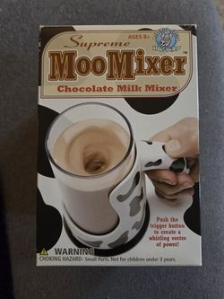 Supreme Moo Mixer chocolate milk mixer cup