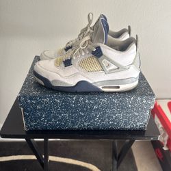 Jordan 4s 
