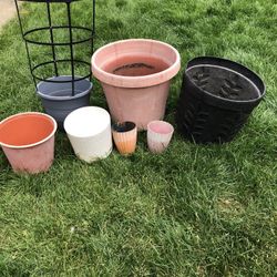 Plastic Pots Different Sizes
