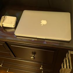 Apple MacBook Pro