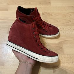 Converse Chuck Taylor All Star Women Sz 10.5 US Red White Athletic Shoes 550671C