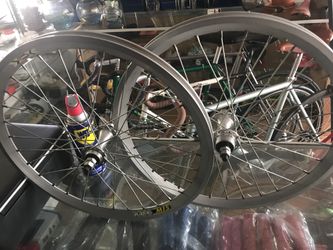 Adx m15 20” rims