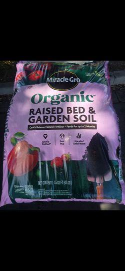 Miracle-Gro organic raised bed garden soil