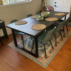 Dining Room Table 