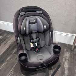 Safety first grow and go convertible car seat