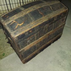 Chest Antique 
