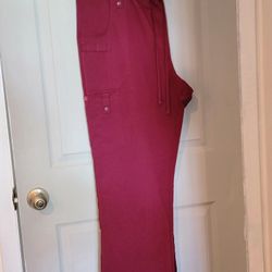 **WOMEN'S SCRUB PANTS**