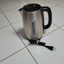 Stainless Electric Kettle 1.7 liters 1500w.