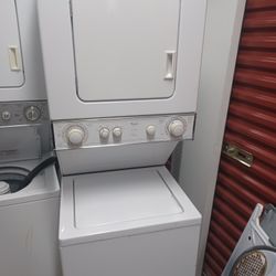 Whirlpool, 24 inch stack washer dry combo works.Good ninety day warranty , I fixing sail , washes and dryers