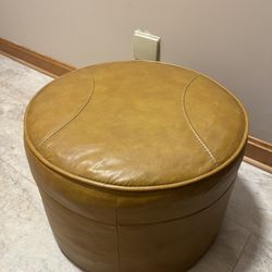 Vintage round tan ottoman