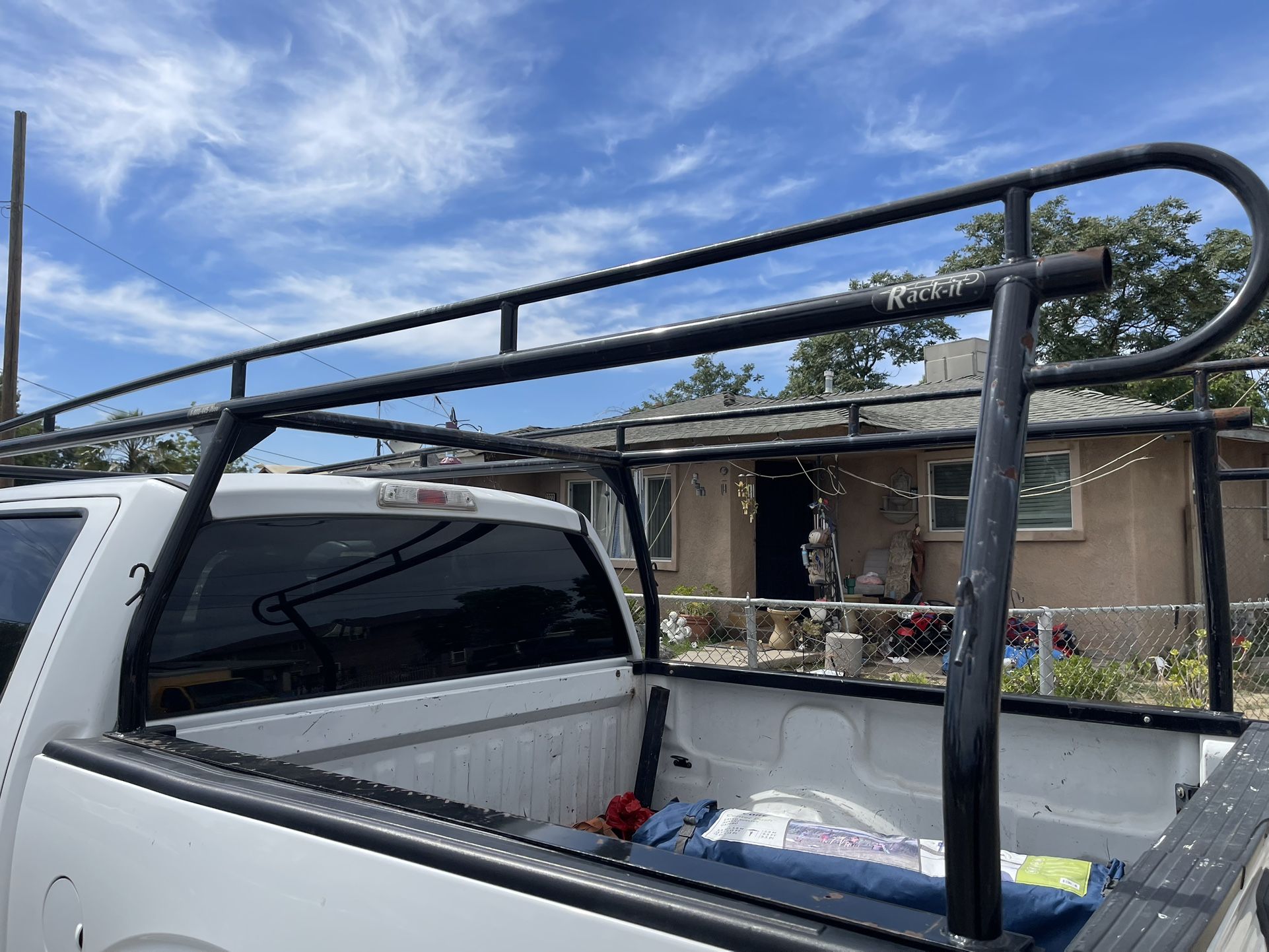 Truck lumber rack