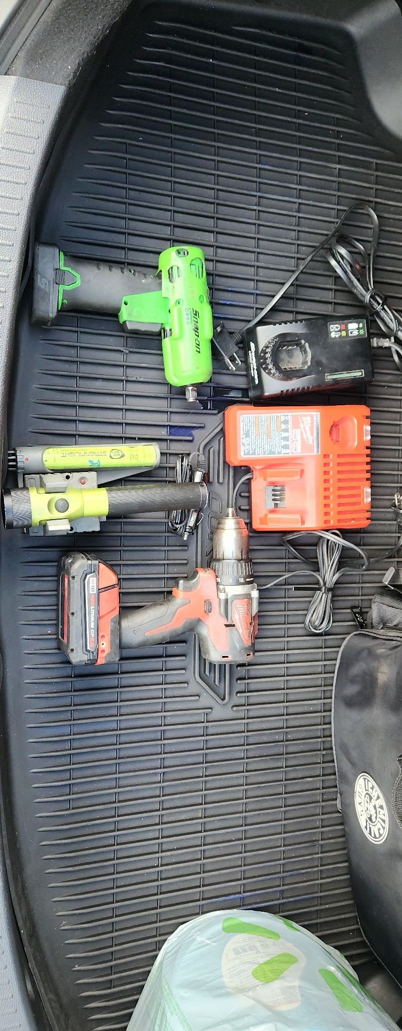 Snap On 3/8 Impact, Milwaukee Drill And Streamlight Flashlight Bundle